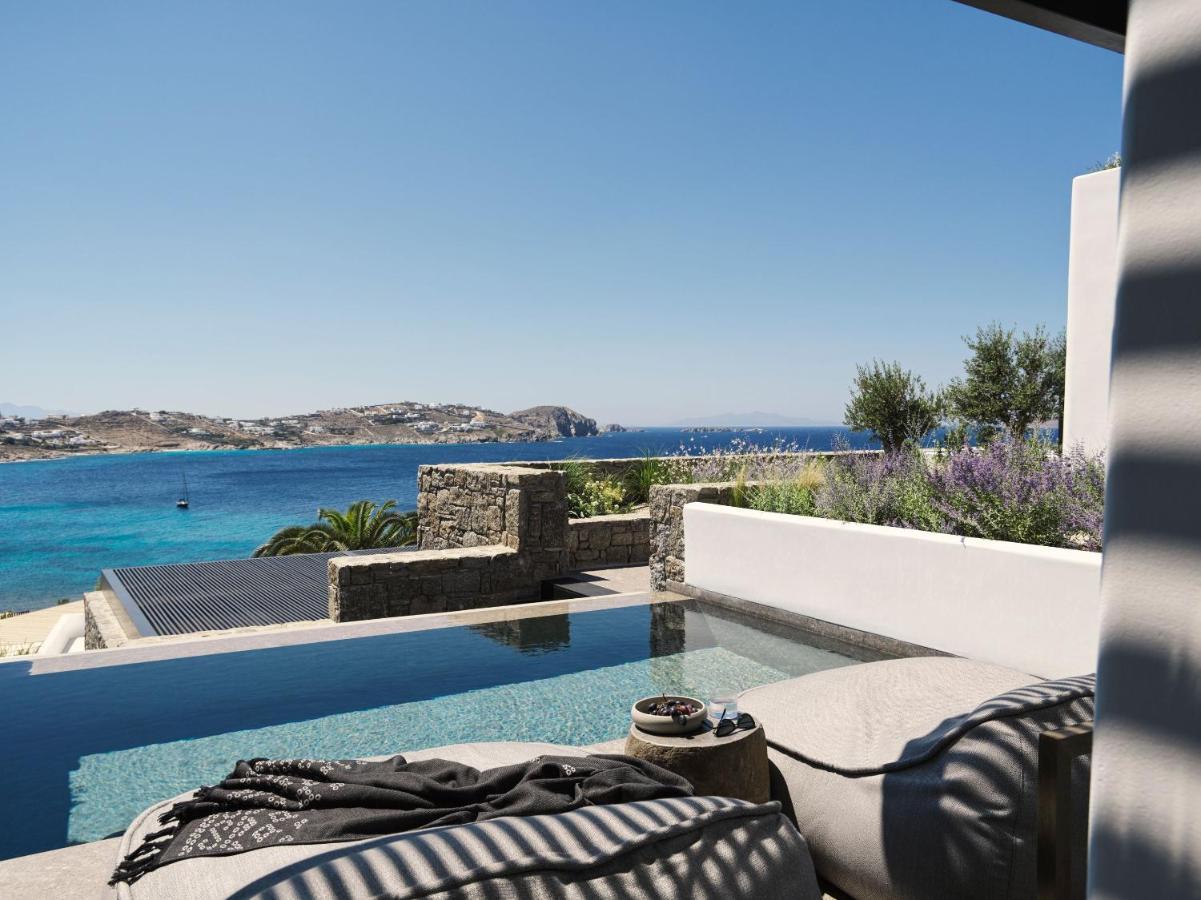 Deluxe Suite with Sea View & Private Heated Pool